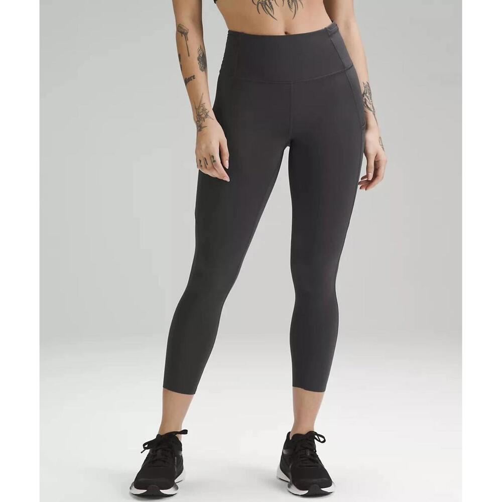 Lululemon Fast Free High Rise 23” crop NEW WITH TAGS. Size 14